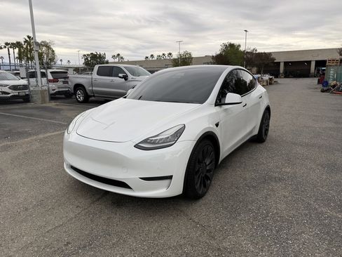 Used 2020 Tesla Model Y Performance image 1