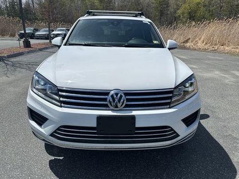 Used 2017 Volkswagen Touareg Wolfsburg Edition AWD/4WD image 8