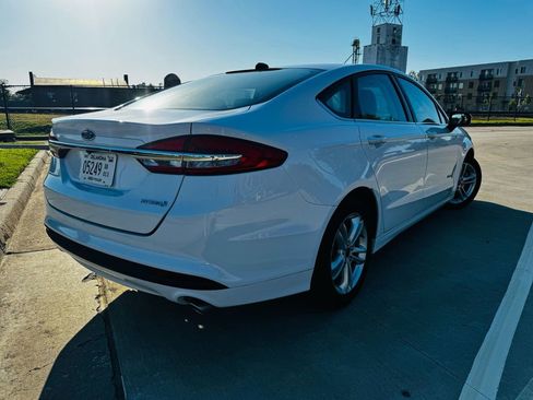 Used 2018 Ford Fusion S FWD image 3