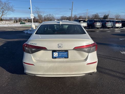 Used 2022 Honda Civic Sport image 7