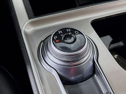 Used 2024 Ford Edge SEL image 19