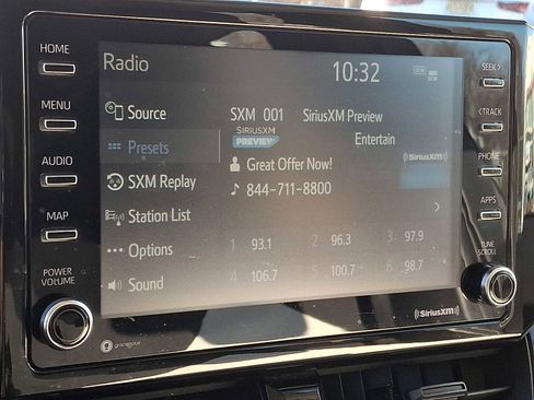 Used 2021 Toyota Corolla LE image 13