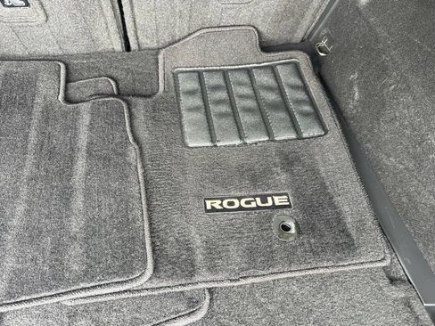 Certified 2023 Nissan Rogue SL AWD/4WD image 13