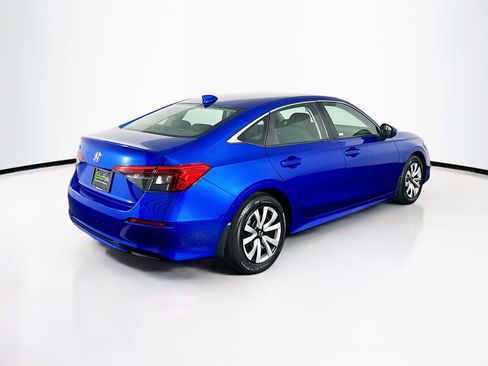 Used 2023 Honda Civic LX image 9