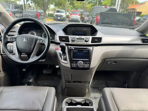 Used 2014 Honda Odyssey EX-L image 28