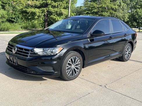 Used 2019 Volkswagen Jetta SE FWD image 5