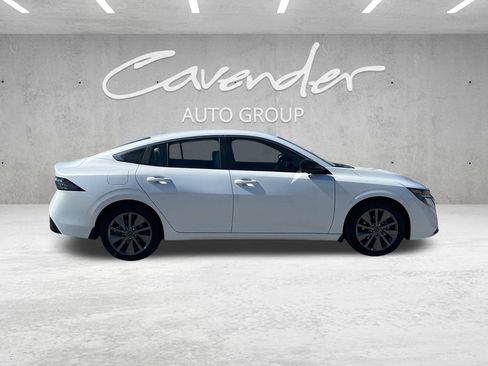 New 2026 Nissan Sentra SL w/ Floor Mat Package FWD image 17