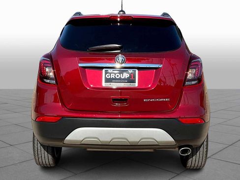 Used 2022 Buick Encore Preferred w/ Safety Package image 4