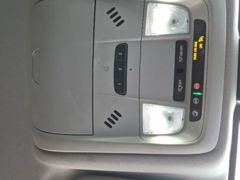 Used 2024 Chevrolet Blazer LT w/ Convenience Package image 27