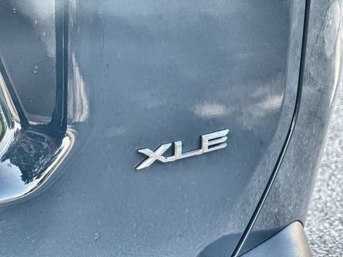 Used 2026 Toyota RAV4 XLE Premium w/ Weather Package FWD image 10