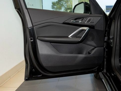 Used 2025 BMW X1 xDrive28i w/ Technology Package AWD/4WD image 12