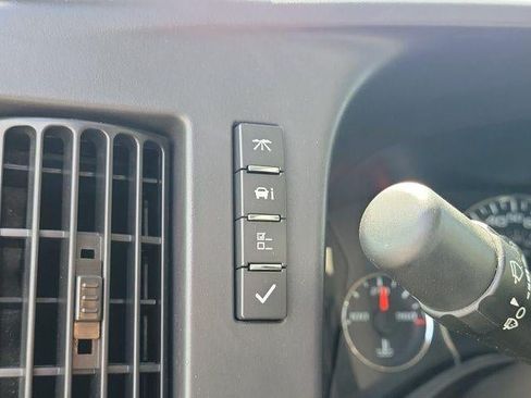 Used 2025 GMC Savana 2500 w/ Driver Convenience Package RWD image 20