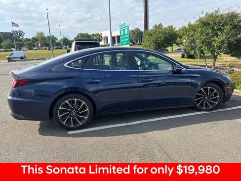 Used 2021 Hyundai Sonata Limited FWD image 3