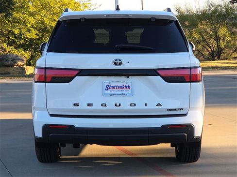 Used 2025 Toyota Sequoia SR5 image 7
