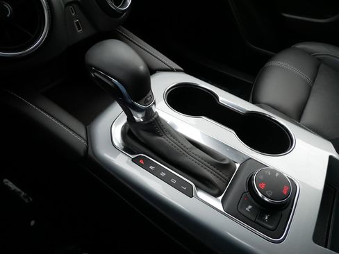 Used 2023 Chevrolet Blazer LT image 24