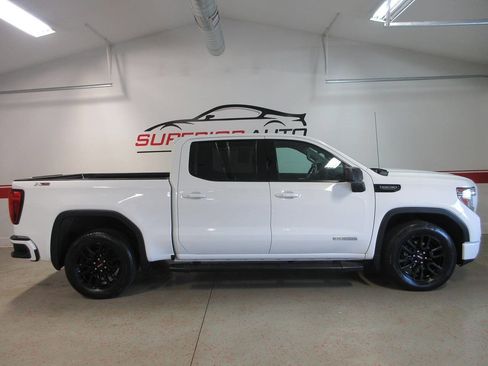 Used 2021 GMC Sierra 1500 Elevation w/ LPO, Elevation Black Package image 5