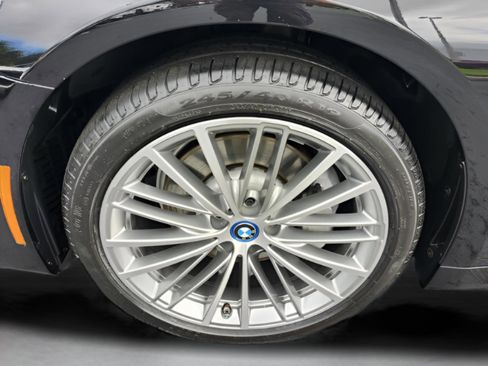 Used 2018 BMW 530e image 42