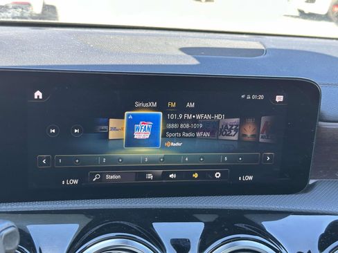 Used 2022 Mercedes-Benz A 220 4MATIC image 26