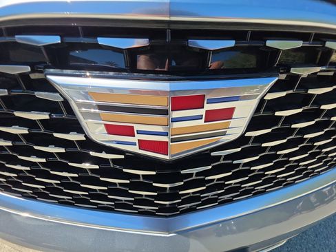 New 2025 Cadillac XT6 Luxury image 87