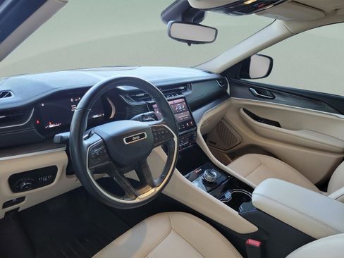 Used 2021 Jeep Grand Cherokee L Limited image 25