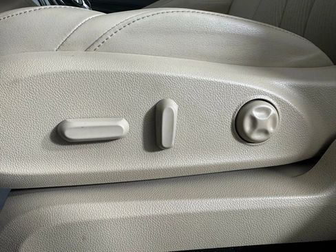 Used 2020 Buick Envision Preferred image 35