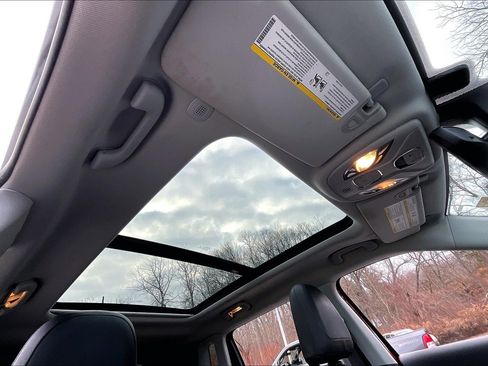 Certified 2021 Jeep Compass Limited w/ Sun and Sound Group image 16