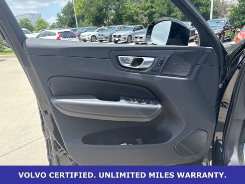 Certified 2024 Volvo XC60 T8 Ultimate w/ Protection Package Premier AWD/4WD image 18