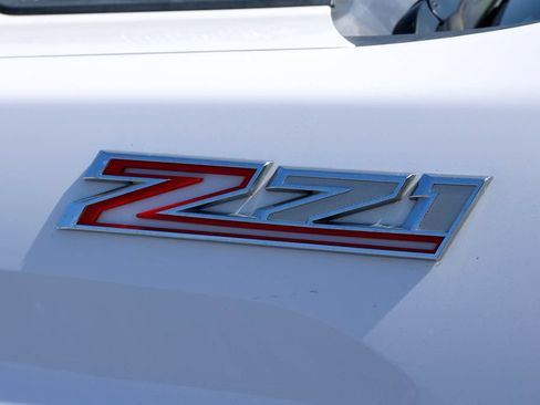 Used 2021 Chevrolet Silverado 2500 LTZ w/ LTZ Convenience Package AWD/4WD image 8