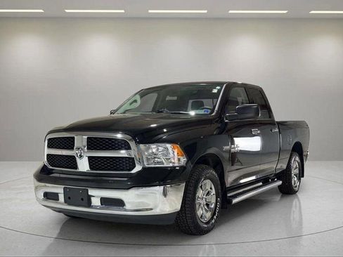 Used 2017 RAM 1500 Classic SLT image 15