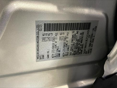 Used 2025 Nissan Rogue SV AWD/4WD image 20