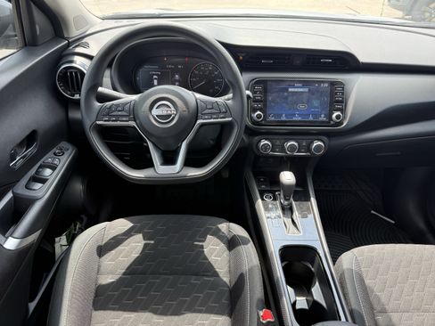 Used 2024 Nissan Kicks SV w/ Exterior Package FWD image 15