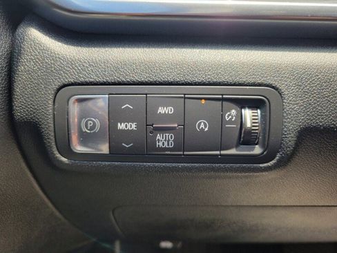 Used 2025 GMC Terrain Elevation AWD/4WD image 19