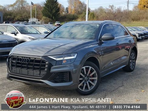 Used 2019 Audi Q8 Premium w/ Convenience Package image 33