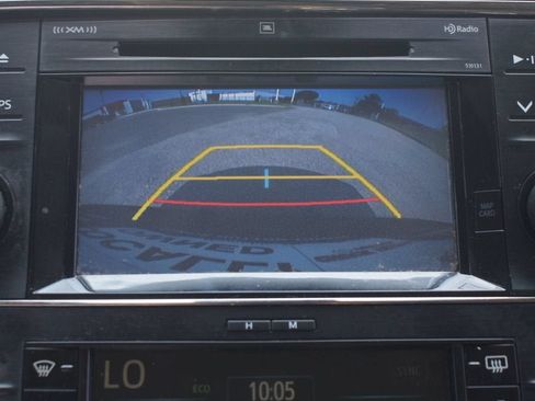 Used 2016 Toyota Avalon Limited FWD image 8