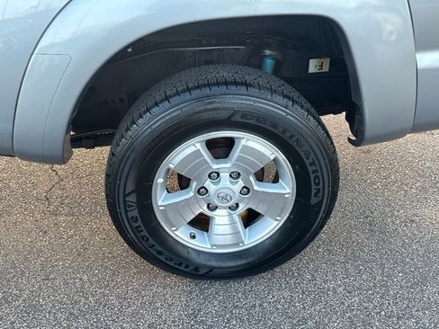 Used 2015 Toyota Tacoma 4x4 Access Cab V6 image 39