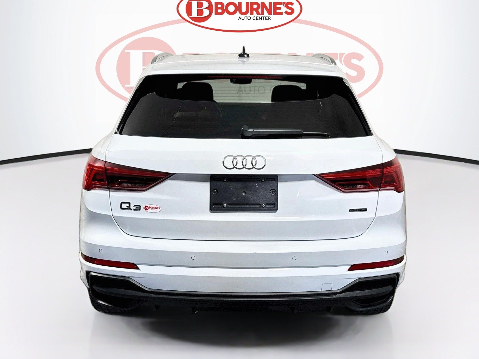 Used 2023 Audi Q3 2.0T Premium Plus w/ Premium Plus Package AWD/4WD image 9