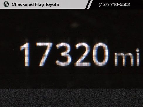 Used 2025 Toyota 4Runner SR5 image 25