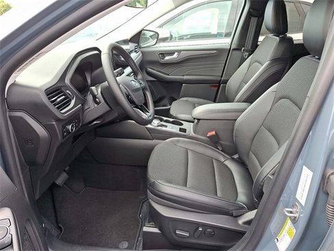 New 2025 Ford Escape Base image 6