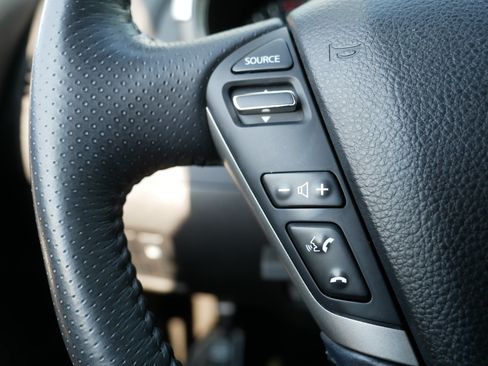 Used 2014 Nissan Murano SV AWD/4WD image 28