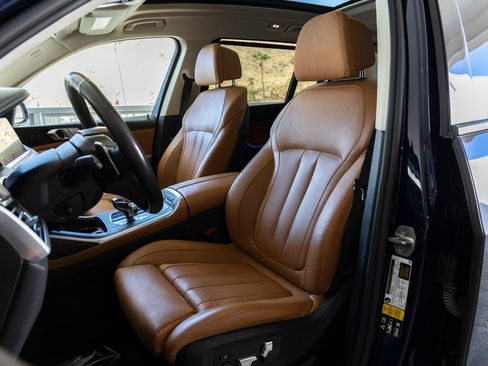 Used 2022 BMW X7 xDrive40i w/ Premium Package AWD/4WD image 20