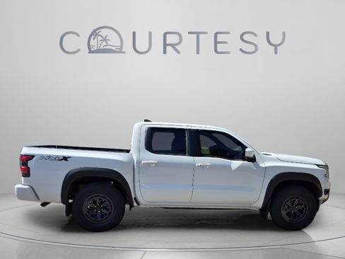 New 2026 Nissan Frontier Pro-X w/ Pro-X Convenience Package RWD image 7
