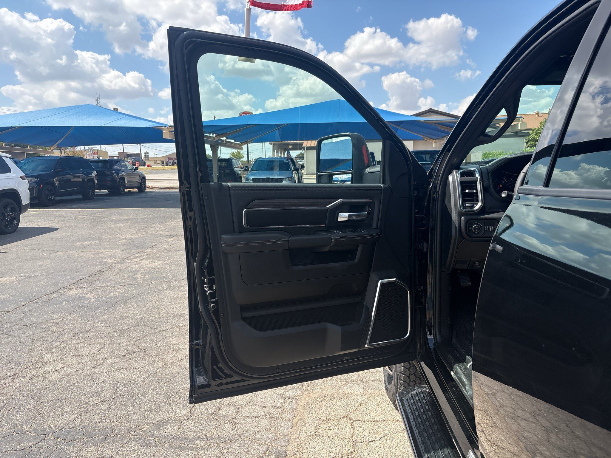New 2027 RAM 3500 Laramie w/ Night Edition AWD/4WD image 13