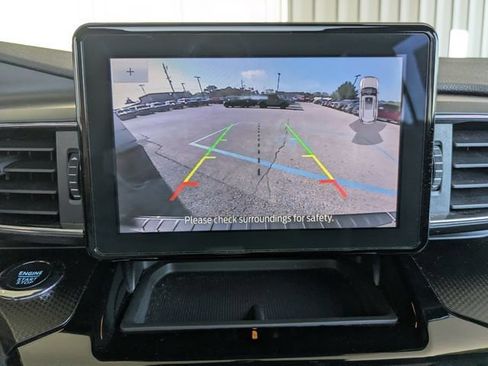 Used 2024 Ford Explorer ST-Line w/ Class IV Trailer Tow Package AWD/4WD image 24