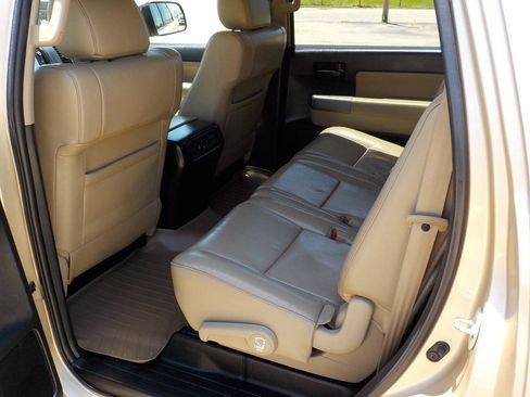 Used 2016 Toyota Sequoia SR5 w/ Premium Package RWD image 24