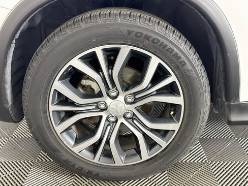 Used 2019 Mitsubishi Outlander Sport ES FWD image 63