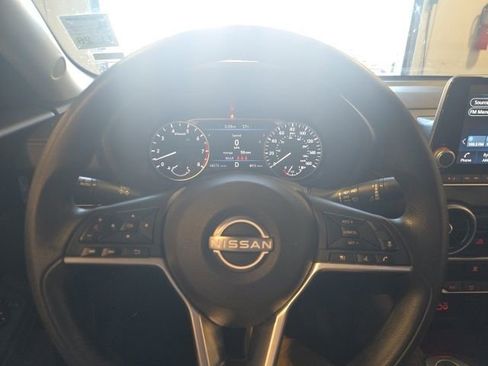 Used 2024 Nissan Sentra SV image 17