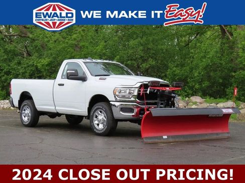New 2024 RAM 2500 Tradesman w/ Chrome Appearance Group AWD/4WD image 1