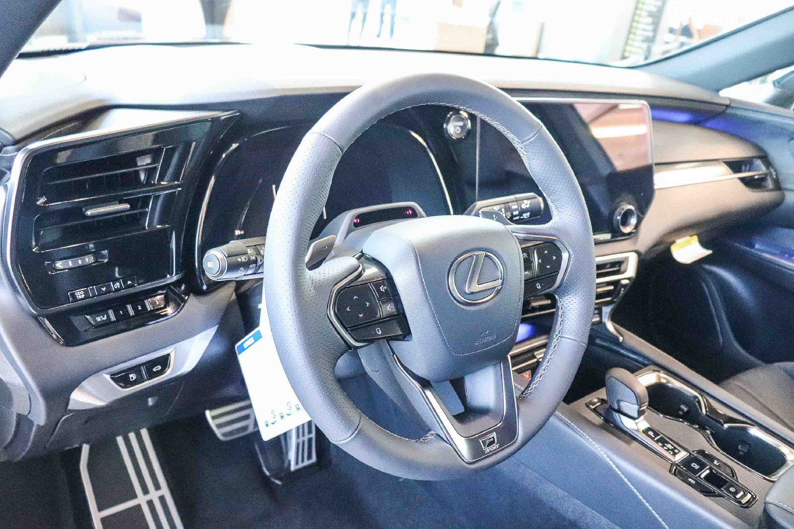 New 2026 Lexus RX 500h F Sport w/ Convenience Package AWD/4WD image 22