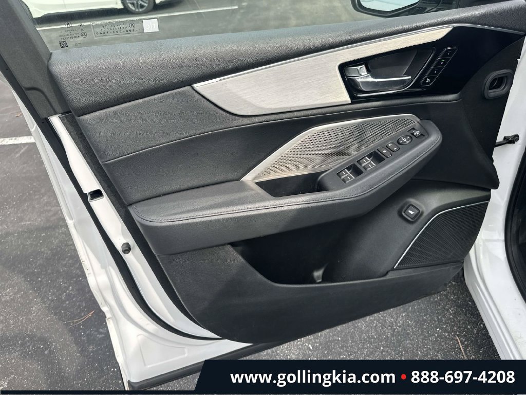 Used 2023 Acura MDX SH-AWD image 16