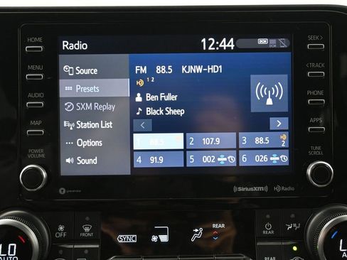 Certified 2021 Toyota Highlander LE image 21